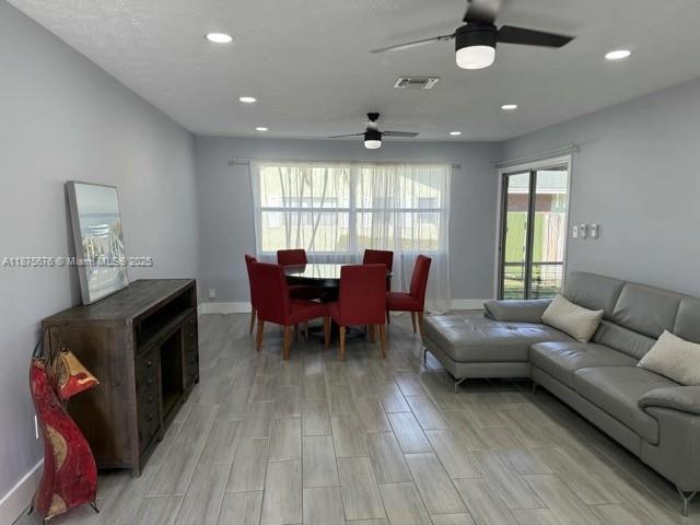 1392 Riverside Cir in Wellington, FL - Building Photo - Building Photo