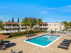 Windsor Forest in Pompano Beach, FL - Building Photo