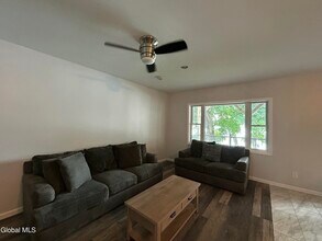 83 2nd Ave in Troy, NY - Building Photo - Building Photo