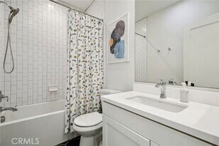 151 Soaring Eagle in Irvine, CA - Building Photo