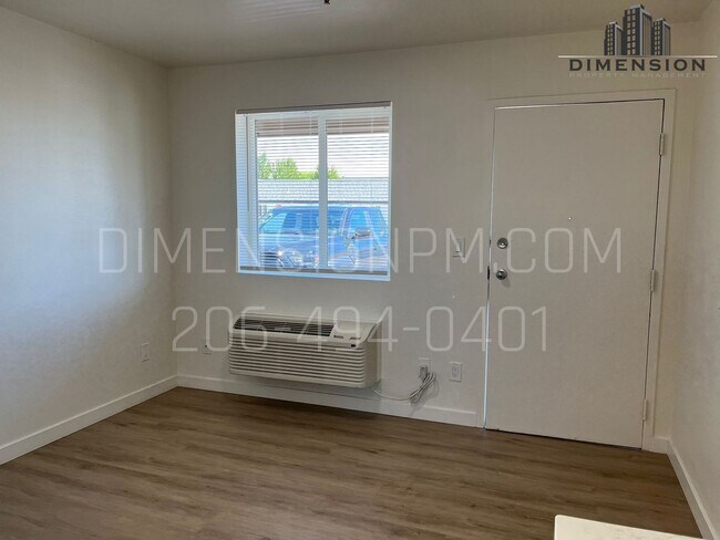 Columbia Apartments Yakima in Yakima, WA - Building Photo - Interior Photo