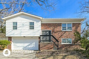 1739 Hilltop Ln in Imperial, MO - Building Photo