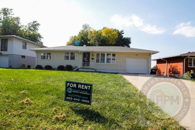 property at 2710 S 49th St