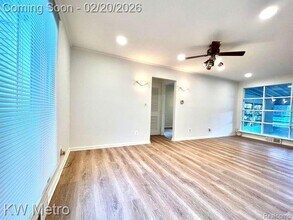 10400 Troy St in Oak Park, MI - Building Photo - Building Photo