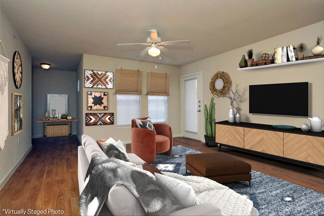 Tuscany Park in Buda, TX - Building Photo - Building Photo