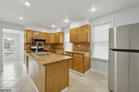 545 Forest St in Kearny, NJ - Building Photo - Building Photo