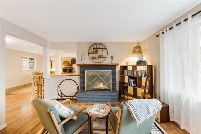 property at 6935 SW Taylors Ferry Rd