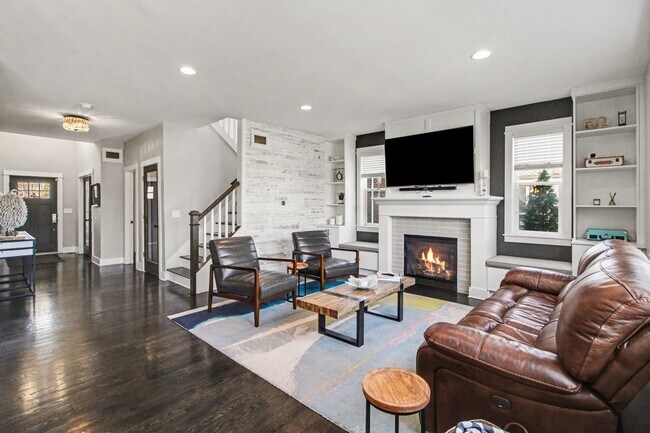 3906 Hillside Dr in Royal Oak, MI - Foto de edificio - Building Photo