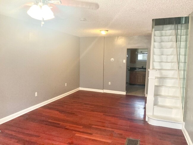Updated 3-Bedroom in Grays Ferry in Philadelphia, PA - Building Photo - Building Photo