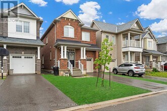 8791 Sourgum Ave in Niagara Falls, ON - Building Photo - Building Photo