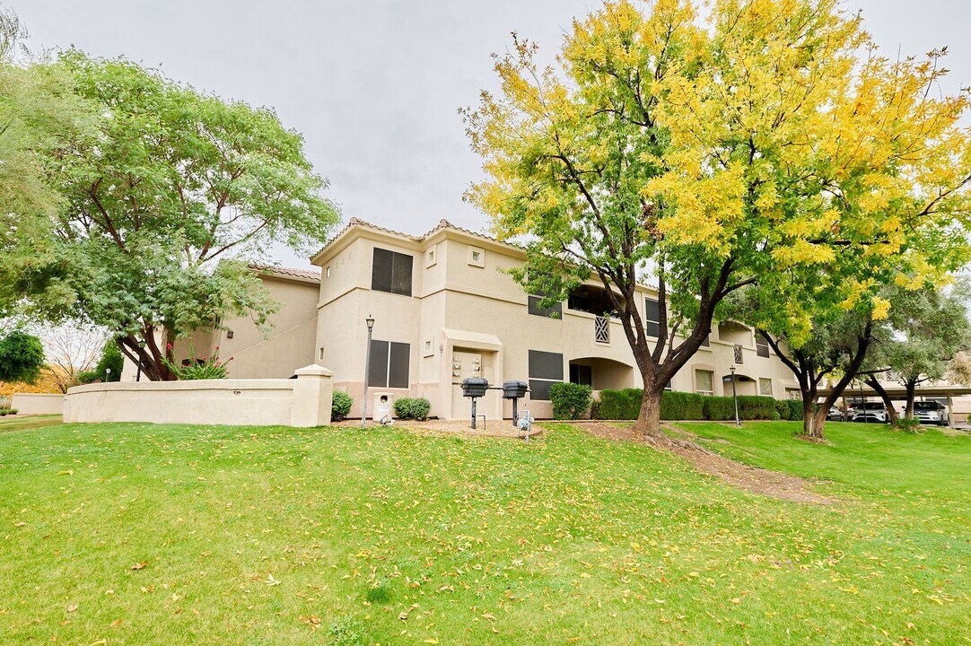 9550 E Thunderbird Rd in Scottsdale, AZ - Building Photo