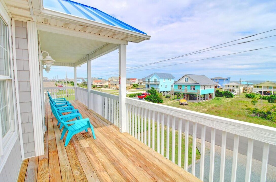 1708 S Anderson Blvd in Topsail Beach, NC - Building Photo