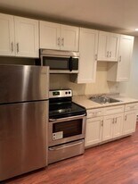 2818 Helen St in Philadelphia, PA - Building Photo