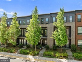 42289 Porter Ridge Ter in Brambleton, VA - Building Photo
