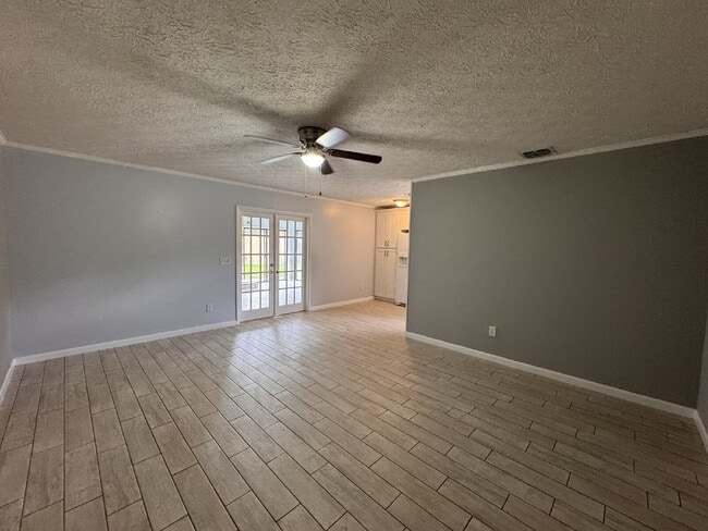 3855 Mandarin Woods Dr S in Jacksonville, FL - Building Photo - Building Photo