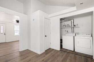 1424 Joyce Dr in South Bend, IN - Building Photo - Building Photo