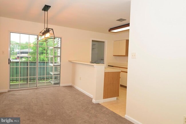 property at 208 Kelly Ct