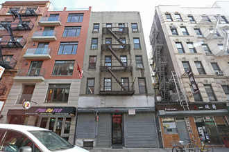 154 Mott St in New York, NY - Building Photo - Building Photo