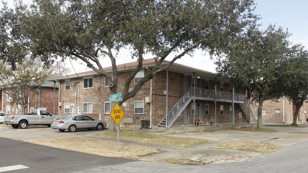 1624 Carrollton Ave in Metairie, LA - Foto de edificio