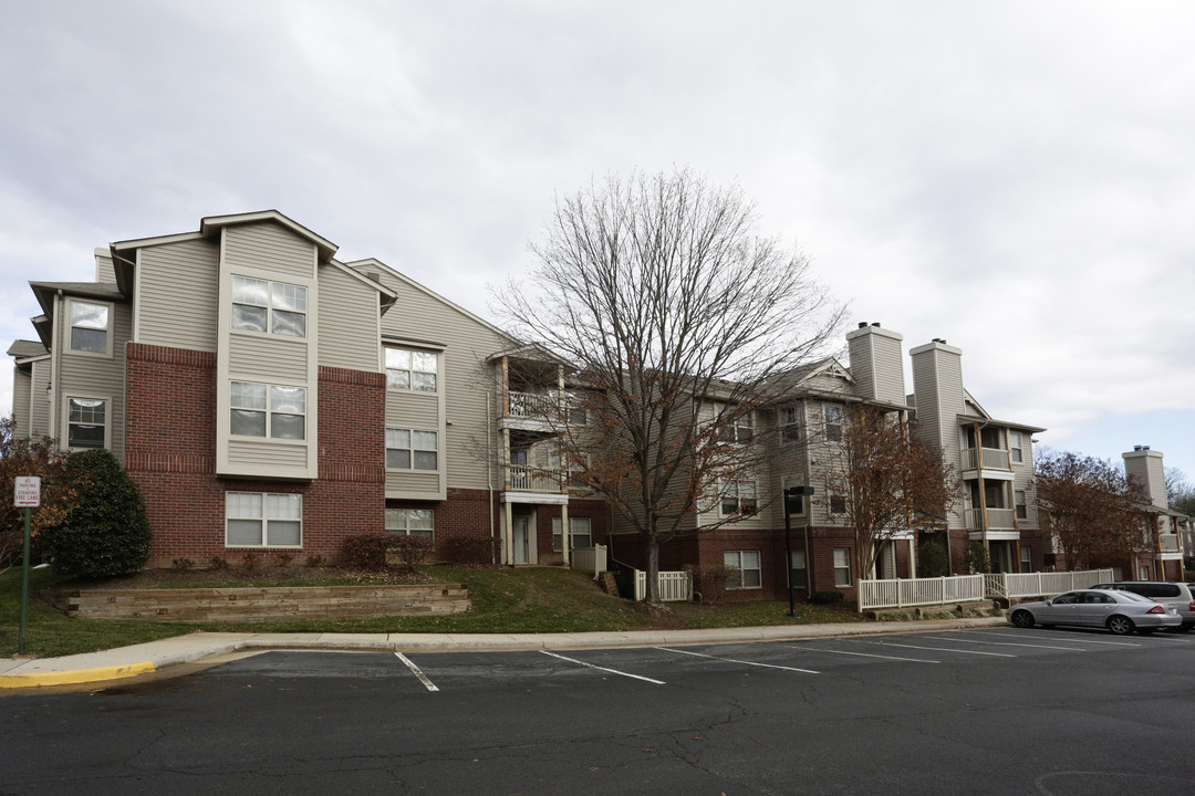 Parc Reston in Reston, VA - Building Photo