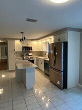 42 Belfield Dr in Johnston, RI - Building Photo - Building Photo