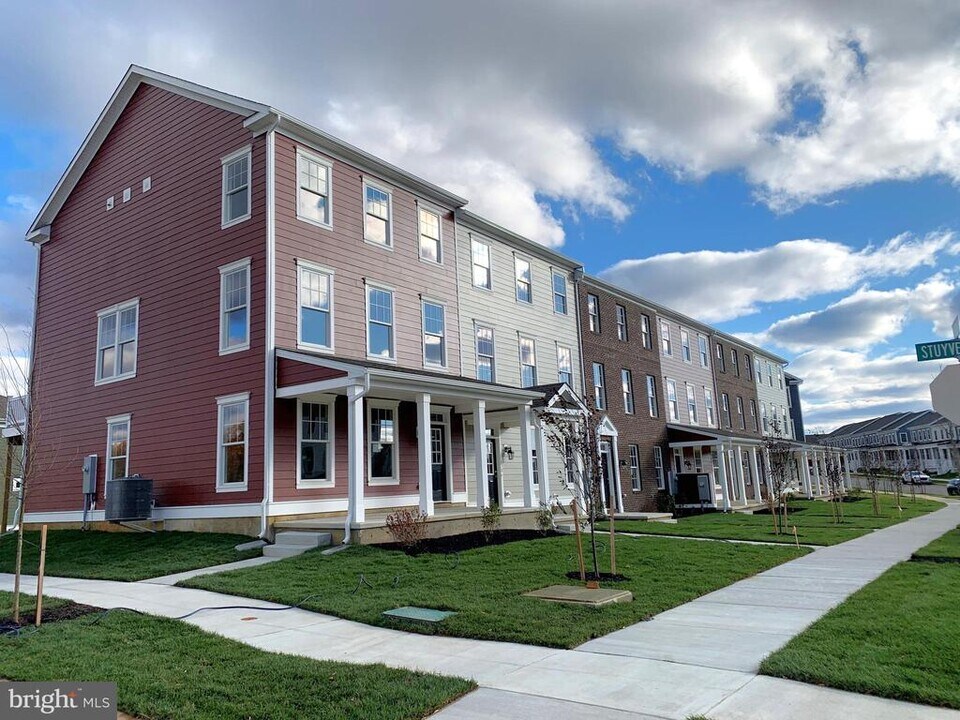 872 Mapleton Ave in Middletown, DE - Building Photo