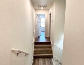 4235 W Santa Fe St in Fayetteville, AR - Building Photo - Building Photo