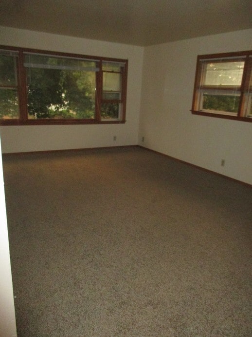 2710 S 68th St, Unit 2712 upper in Milwaukee, WI - Building Photo - Building Photo