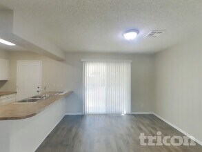 7475 W Beryl Ave in Peoria, AZ - Building Photo - Building Photo