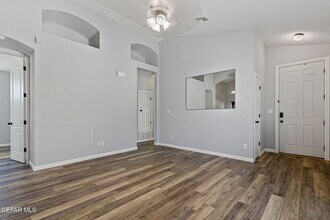 7213 Copper Trail Ave in El Paso, TX - Building Photo - Building Photo