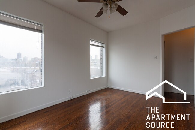 3024 N Halsted St, Unit 3A in Chicago, IL - Building Photo - Building Photo