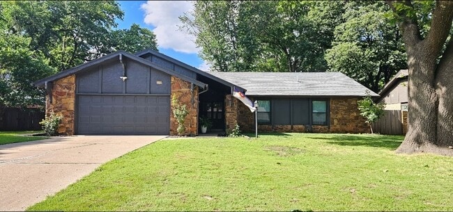 property at 3129 East 84th Pl S