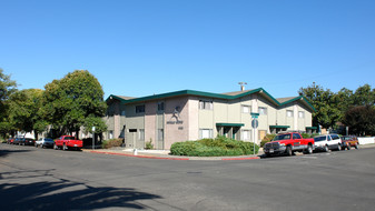 555 Mcconnell Ave Apartments