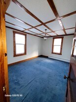 47 Pleasure Dr, Unit 2 in Harris, NY - Building Photo