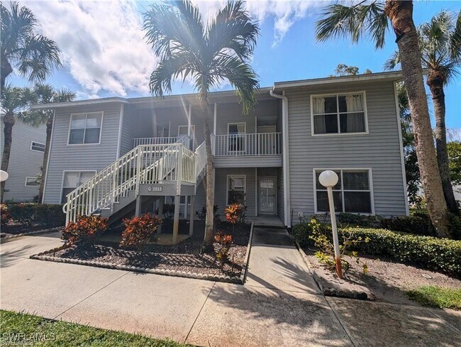 property at 1915 Courtyard Way