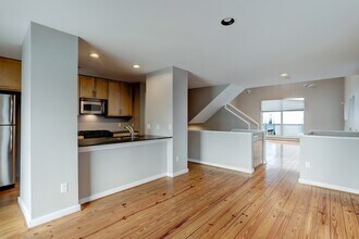 835 Saulnier St in Houston, TX - Building Photo - Building Photo