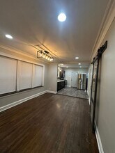 8518 S Bennett Ave in Chicago, IL - Building Photo - Building Photo