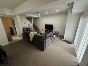 72 Euston Rd in Boston, MA - Building Photo - Building Photo