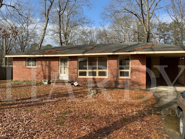 property at 17 Oxford Pl NW