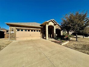 5205 Glen Meadow Dr in Arlington, TX - Building Photo - Building Photo