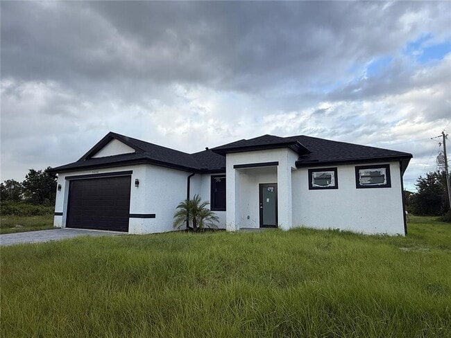 5486 Riley Ln in Port Charlotte, FL - Building Photo - Building Photo