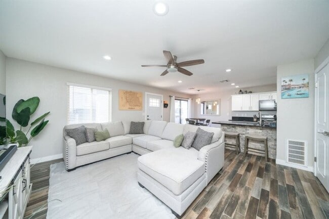 property at 1961 Montana Vista