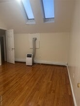 153-20 109th Dr in Queens, NY - Building Photo - Building Photo