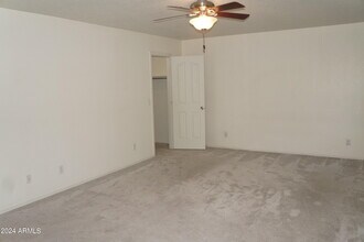 2935 E Cherry Hills Dr in Chandler, AZ - Building Photo - Building Photo