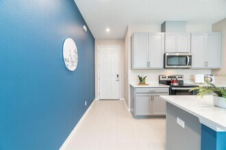 1118 Arbour Verde Ct in Tampa, FL - Building Photo - Building Photo