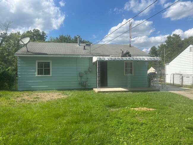 6231 Windsor Dr in Indianapolis, IN - Building Photo - Building Photo