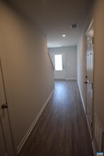 195 Horse Path Dr in Charlottesville, VA - Foto de edificio - Building Photo