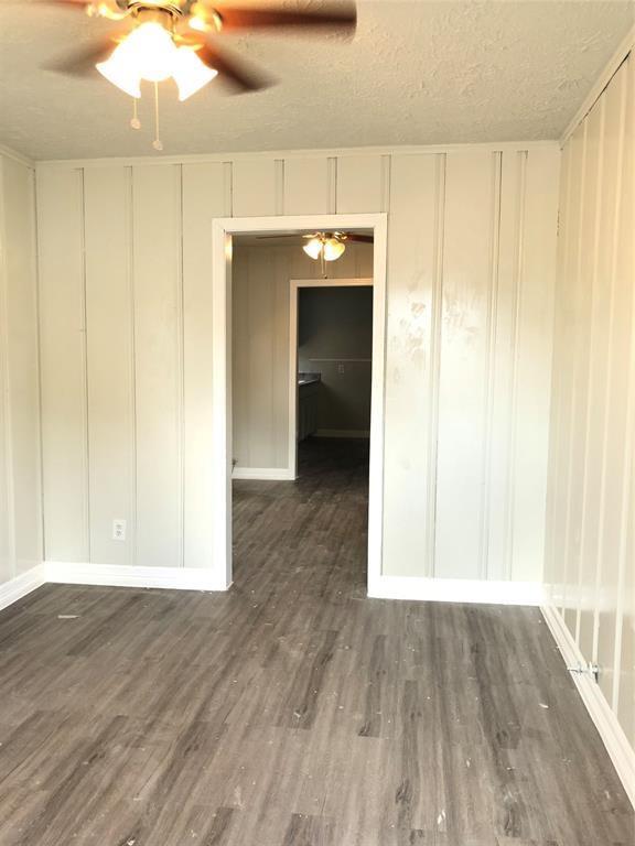 2226 Hutton St photo'