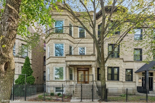 property at 1947 N Humboldt Blvd