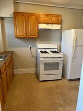 40 Newcomb St, Unit 7 in Haverhill, MA - Foto de edificio - Building Photo